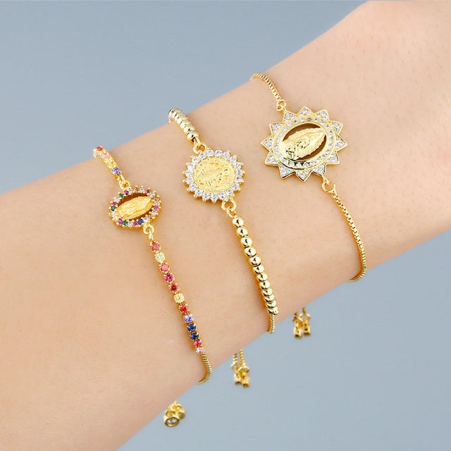 La vie sales en rose jewelry
